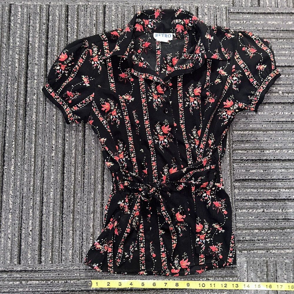 Vintage- Retro Woman's Floral‎ S/S Button Up Shirt Sz S Small Retro Hippie